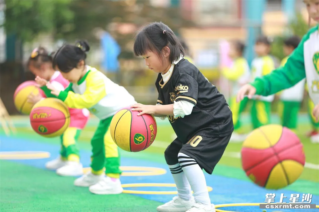 学生球员如何平衡学业和篮球训练调整_2